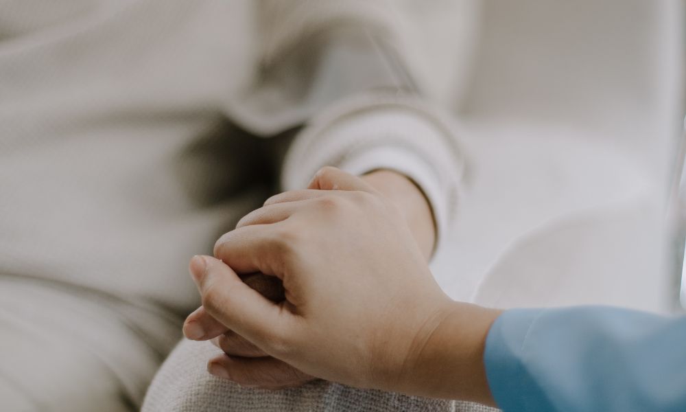 Perawatan Lansia dengan Jasa Penyalur Caregiver Terbaik di Jakarta
