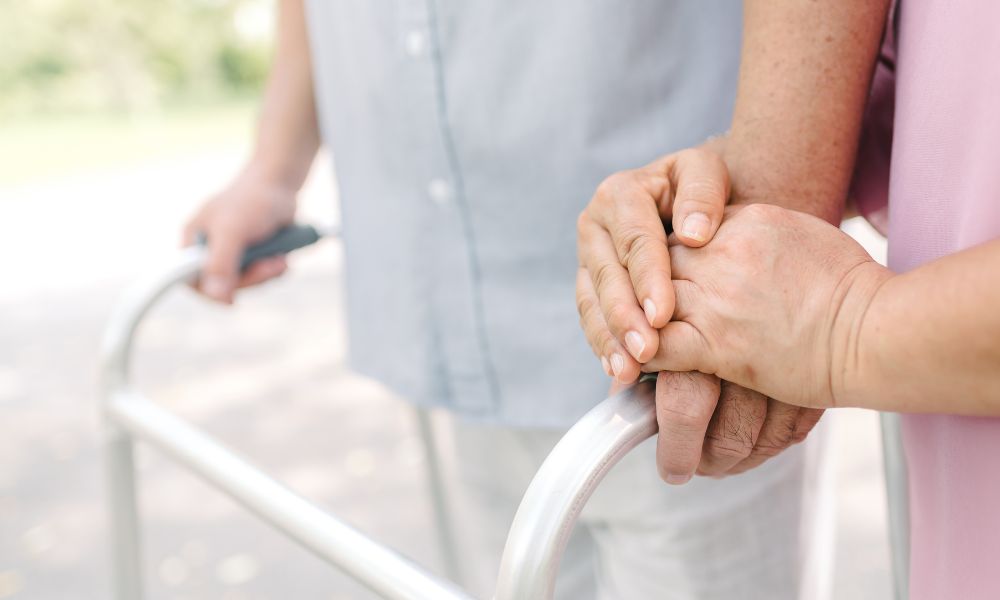 Jasa Penyalur Caregiver Terbaik di Jakarta